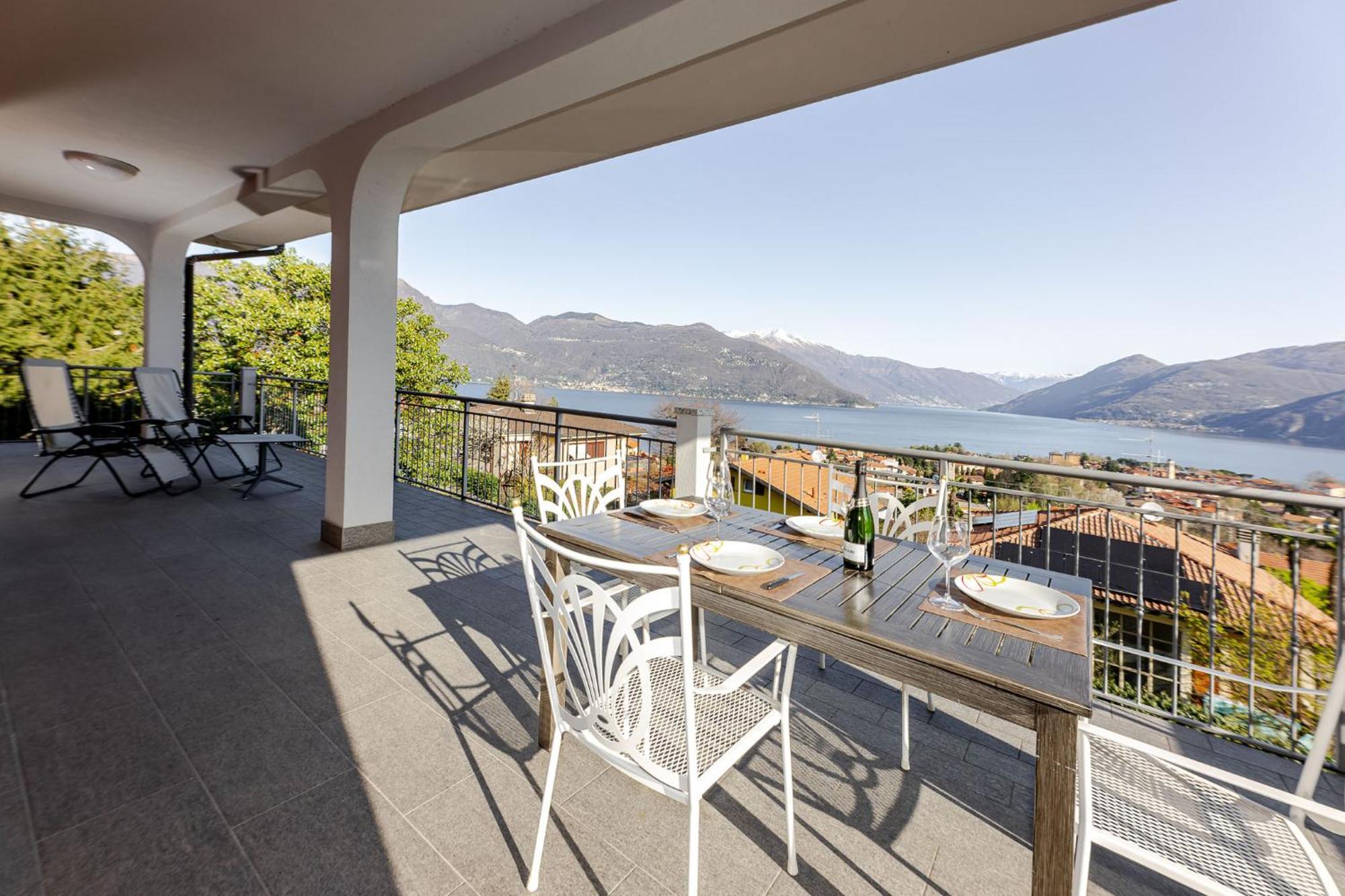 Casa Elena - Bella Vista Lago Germignaga Bagian luar foto
